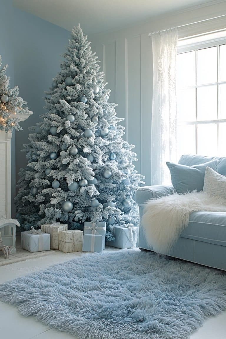 29 Blue Christmas Decor Ideas To Create A Peaceful Holiday Atmosphere ...